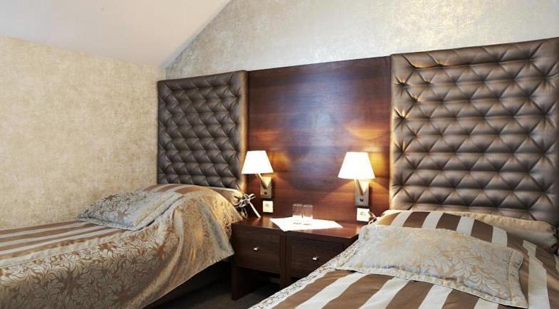 Maxima Hotel Wolanow ภายนอก รูปภาพ