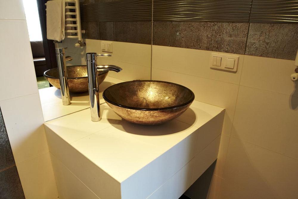 Maxima Hotel Wolanow ภายนอก รูปภาพ